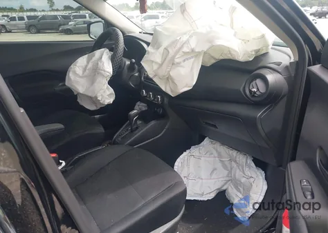 2024 Nissan Kicks S Xtronic Cvt z USA, uszkodzony, nr VIN 3N1CP5BV8RL590336